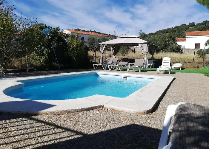 Casas Rurales Los Montes