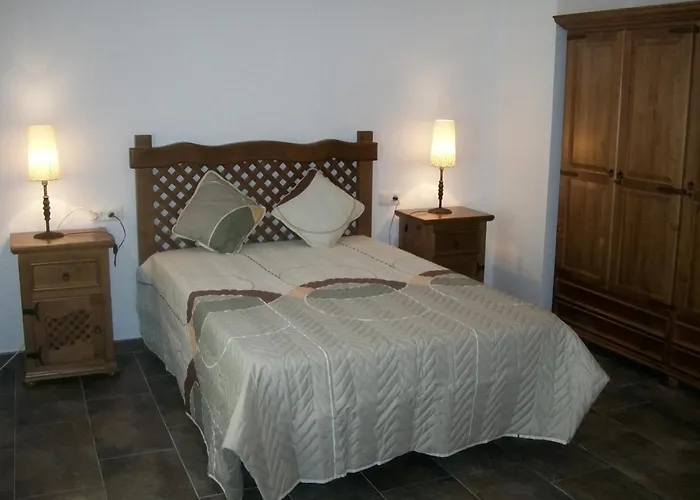 Casas Rurales Los Montes